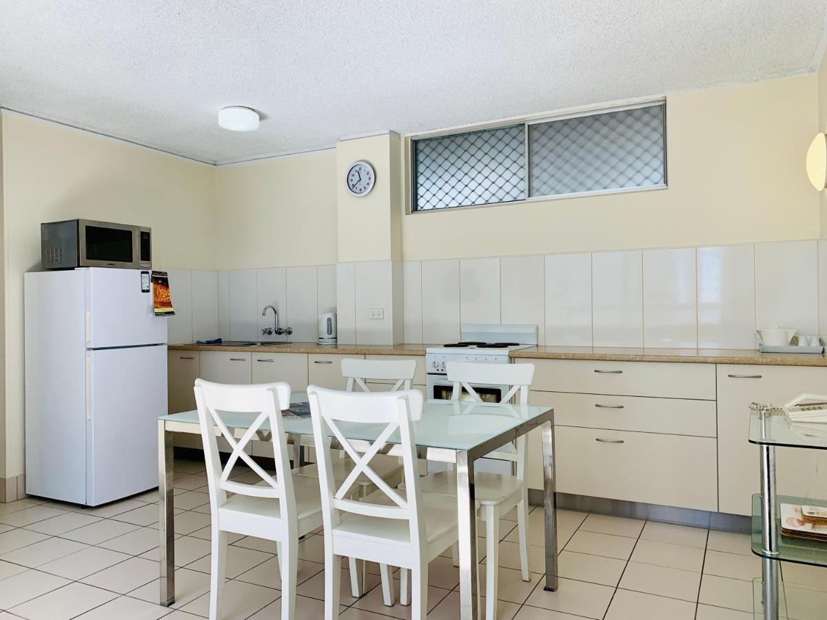 The Shore Apartments - Beachfront Gold Coast Exterior photo