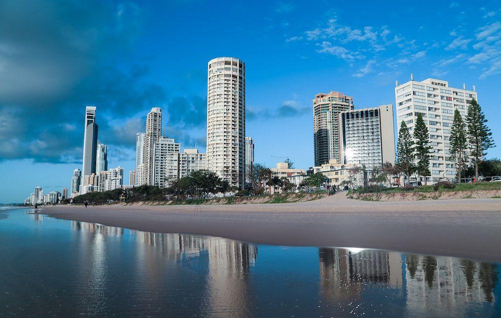The Shore Apartments - Beachfront Gold Coast Exterior photo