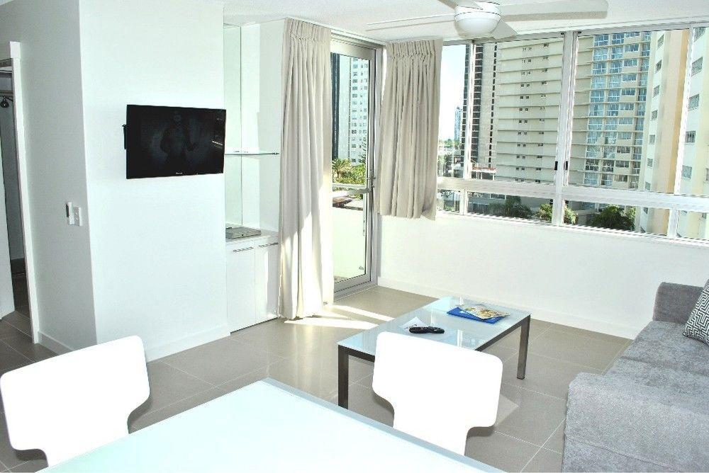The Shore Apartments - Beachfront Gold Coast Exterior photo