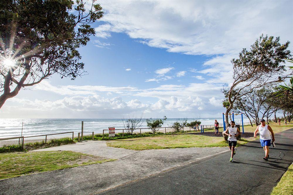 The Shore Apartments - Beachfront Gold Coast Exterior photo