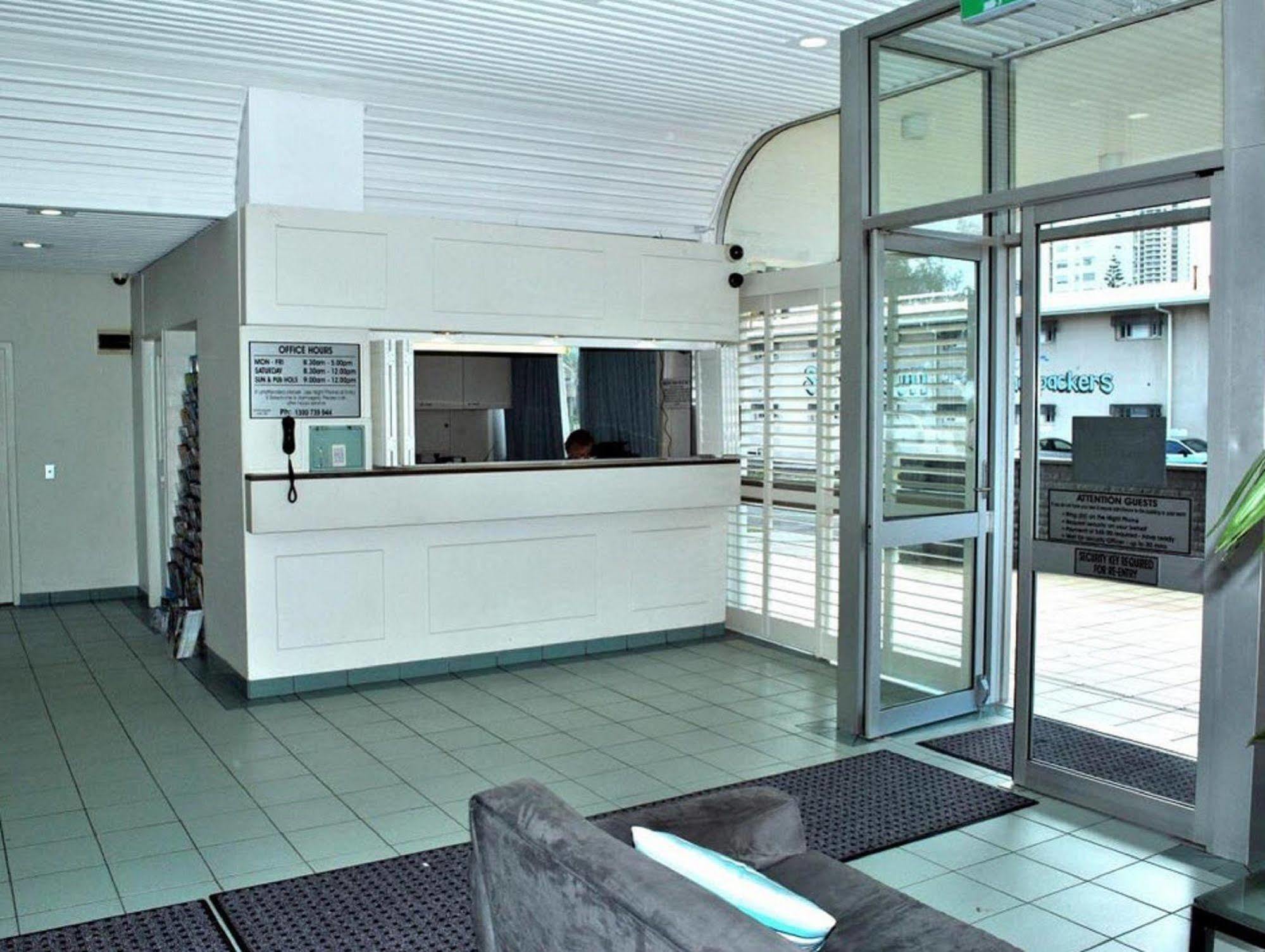 The Shore Apartments - Beachfront Gold Coast Exterior photo