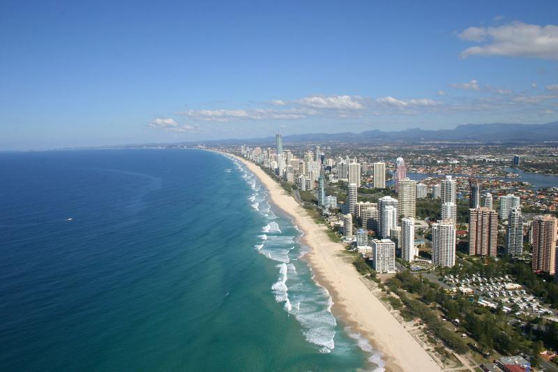 The Shore Apartments - Beachfront Gold Coast Exterior photo